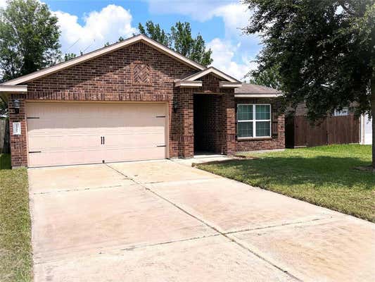 2207 TRACY LN, HIGHLANDS, TX 77562 - Image 1