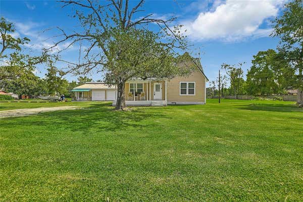 109 MAPLE ST, HIGHLANDS, TX 77562 - Image 1