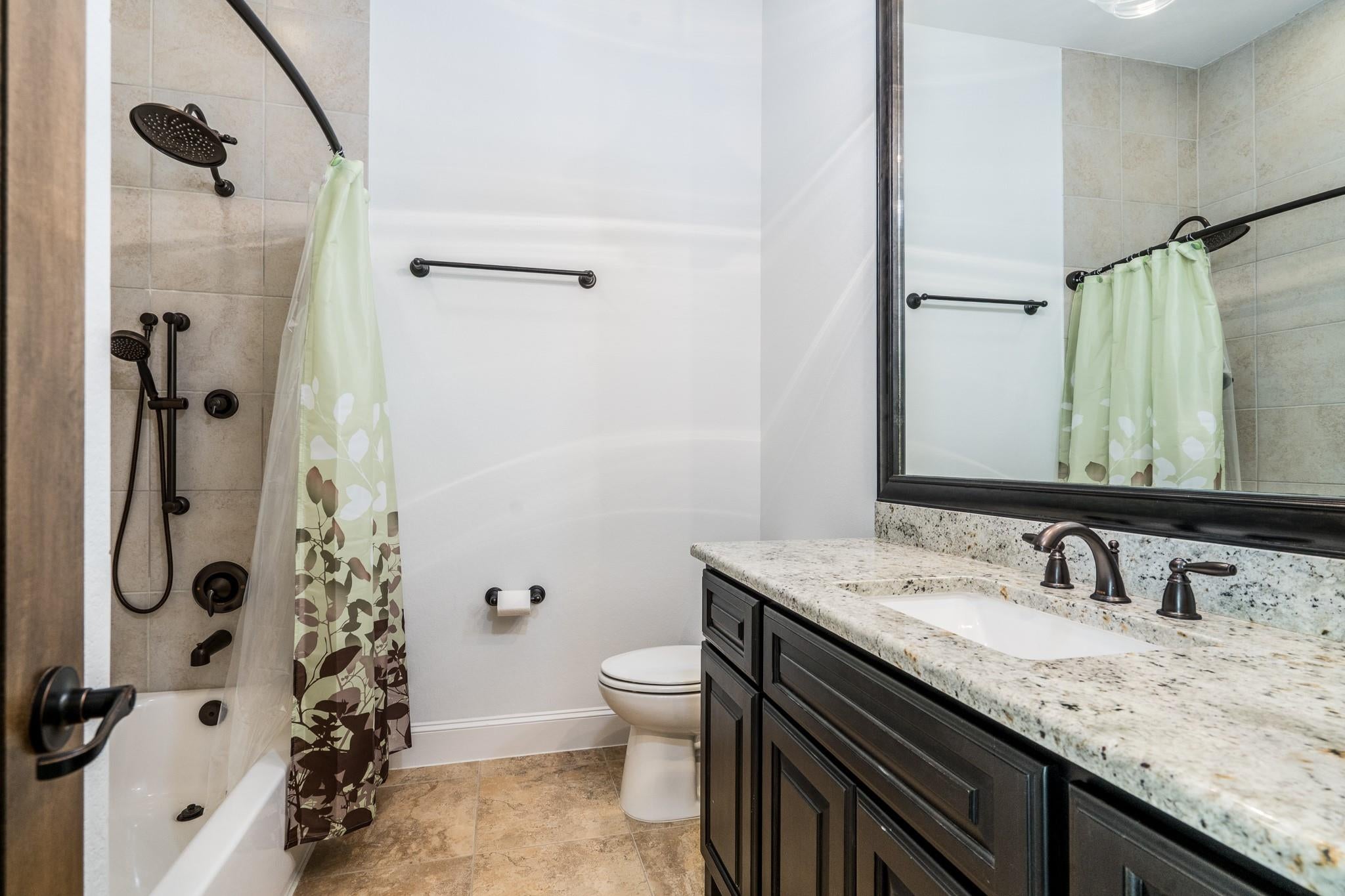 Montgomery, Texas, 77316, United States, 4 Bedrooms Bedrooms, ,7 BathroomsBathrooms,Residential,Active,1987262