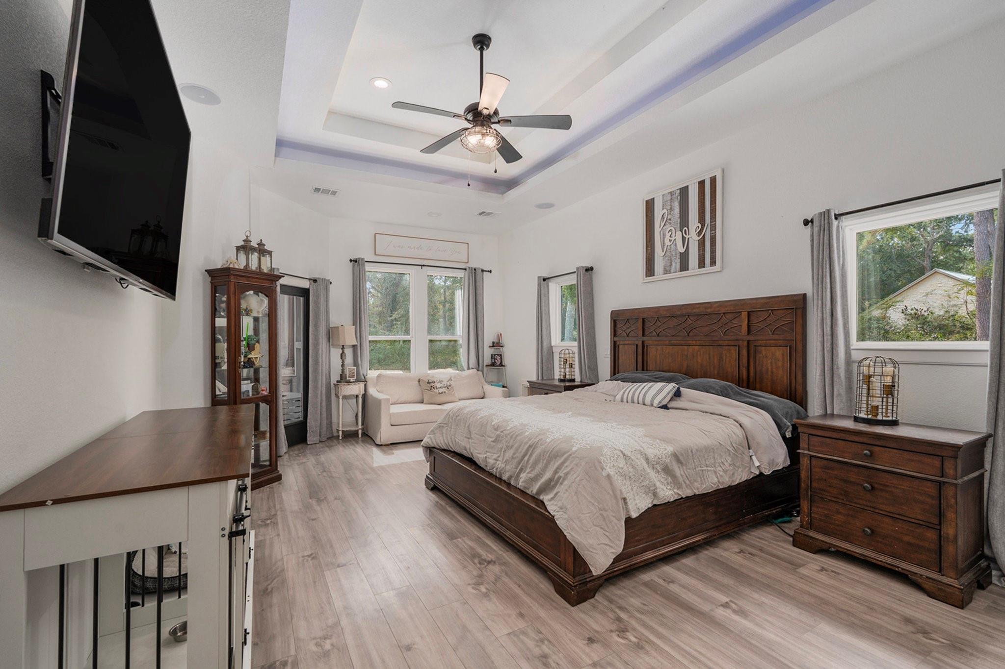 Conroe, Texas, 77304, United States, 6 Bedrooms Bedrooms, ,7 BathroomsBathrooms,Residential,Active,1971805