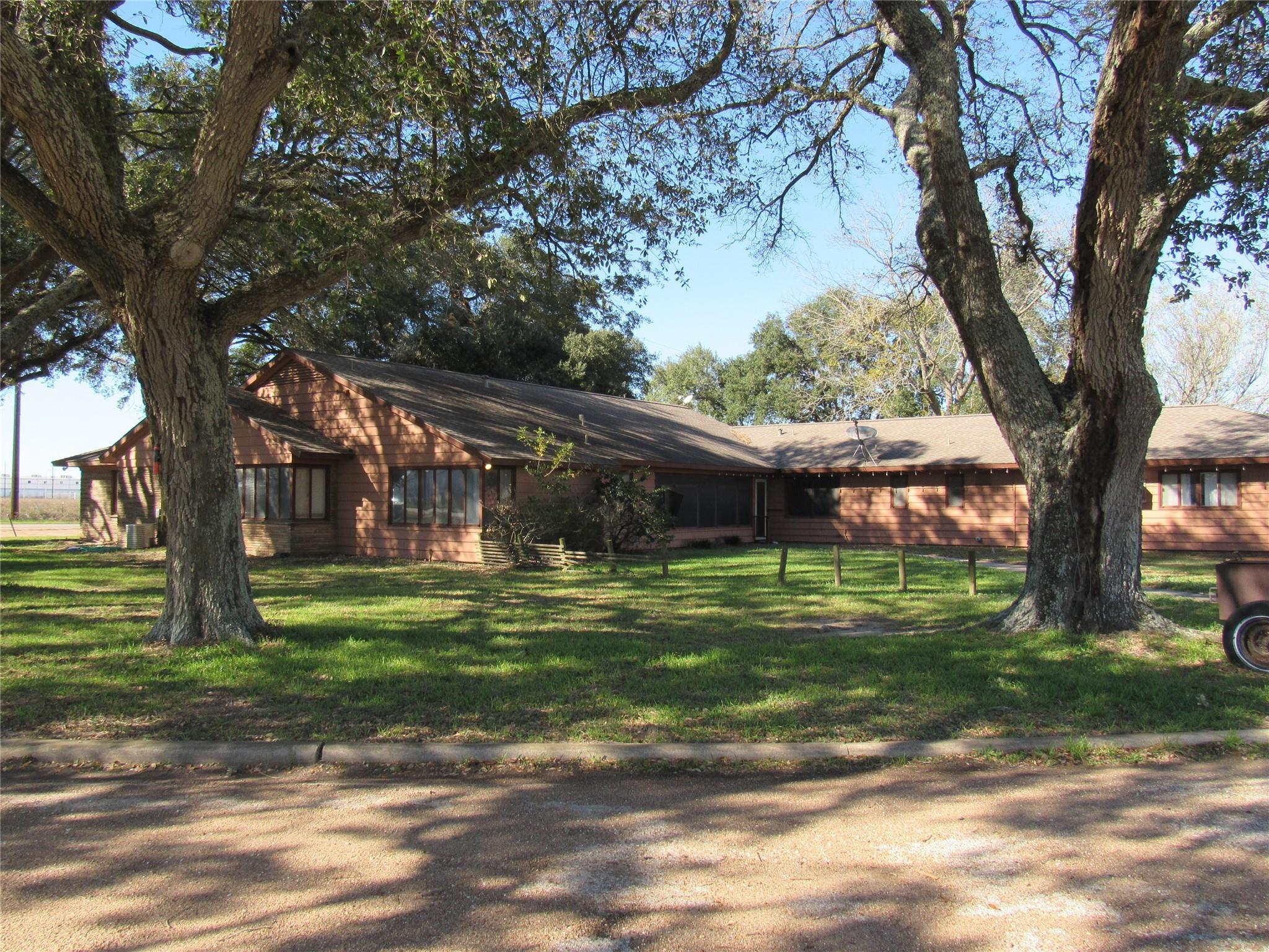 Brookshire, Texas, 77423, United States, 3 Bedrooms Bedrooms, ,3 BathroomsBathrooms,Residential,Active,2010550