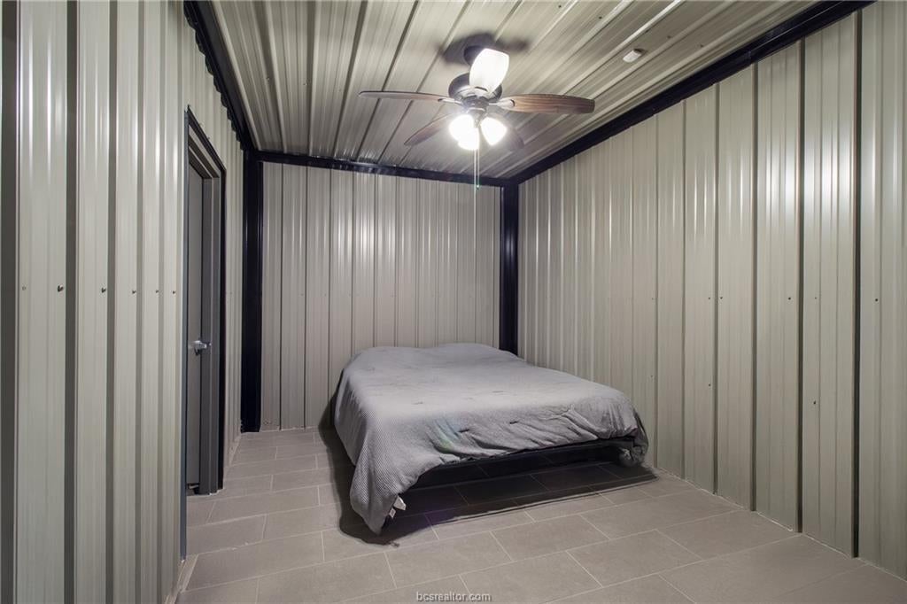 Bryan, Texas, 77845, United States, 4 Bedrooms Bedrooms, ,5 BathroomsBathrooms,Residential,Active,2012484