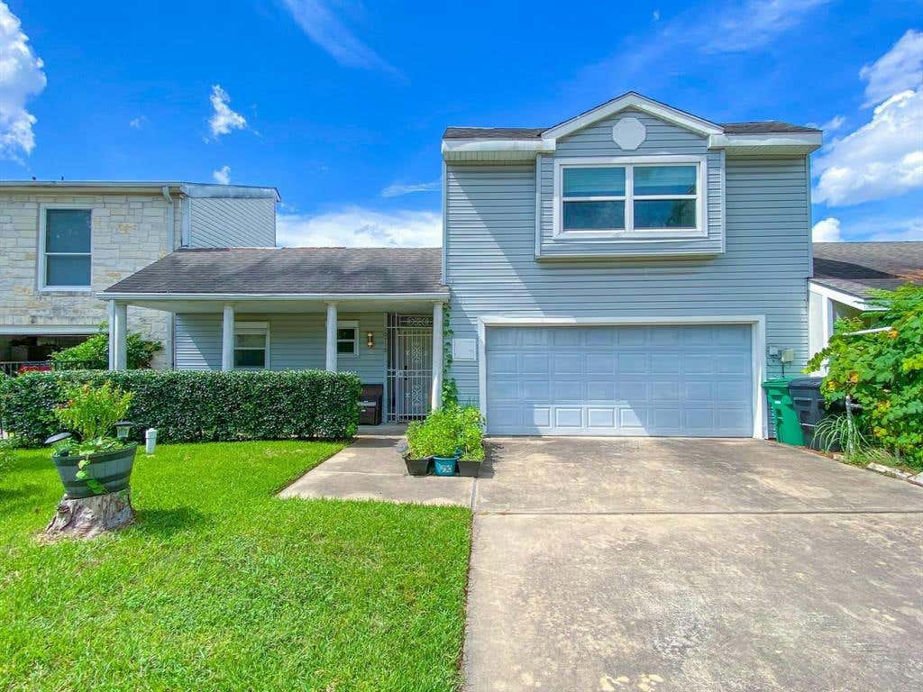 10718 BOARDWALK ST, HOUSTON, TX 77042, photo 1 of 15