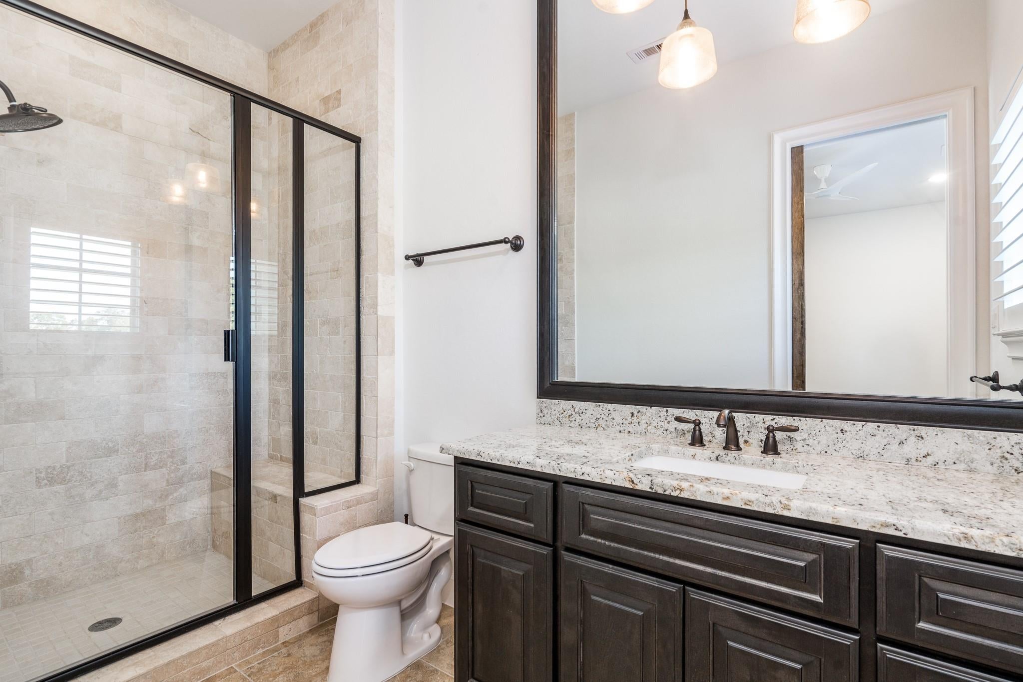 Montgomery, Texas, 77316, United States, 4 Bedrooms Bedrooms, ,7 BathroomsBathrooms,Residential,Active,1987262