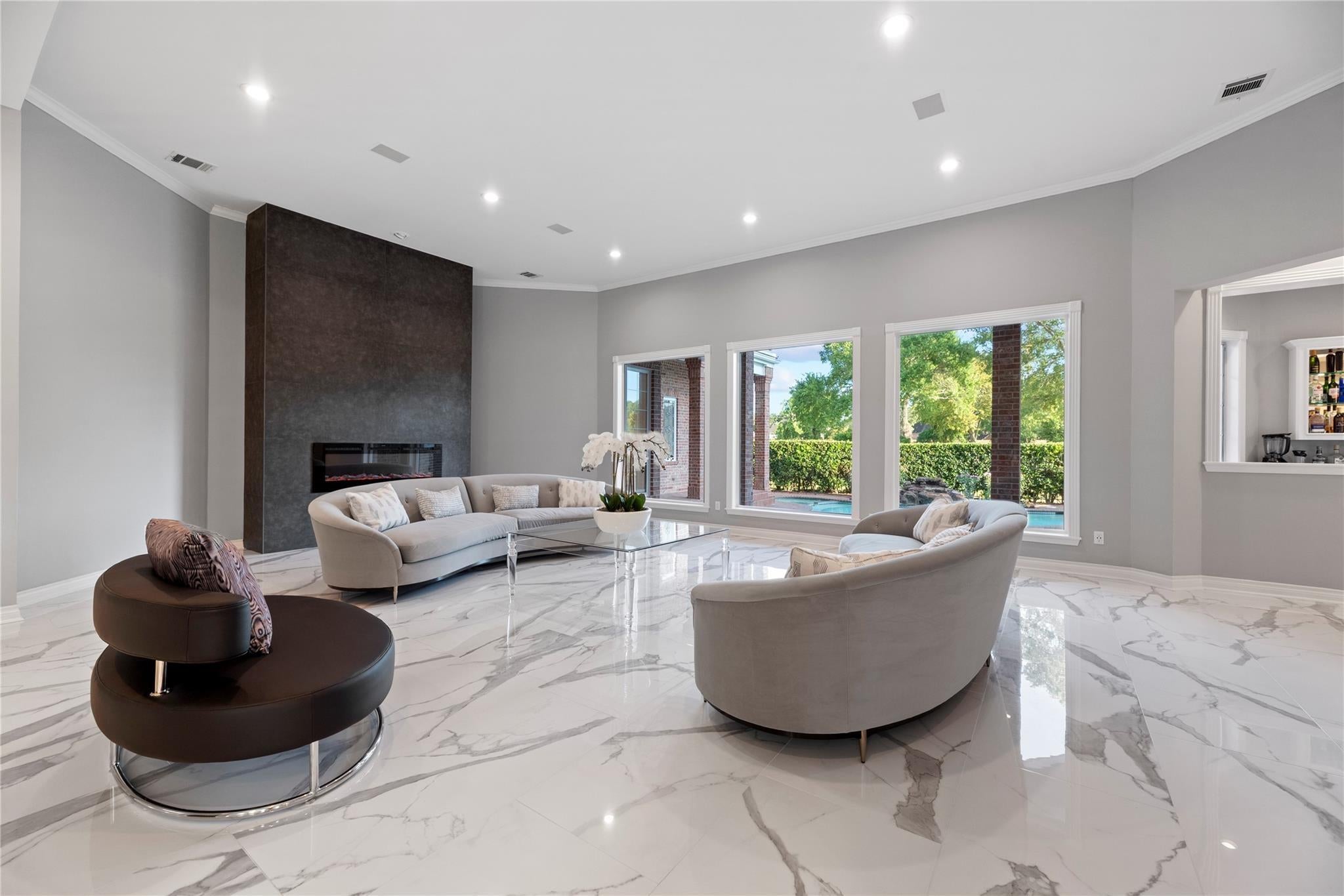 Sugar Land, Texas, 77479, United States, 6 Bedrooms Bedrooms, ,8 BathroomsBathrooms,Residential,Active,1973640