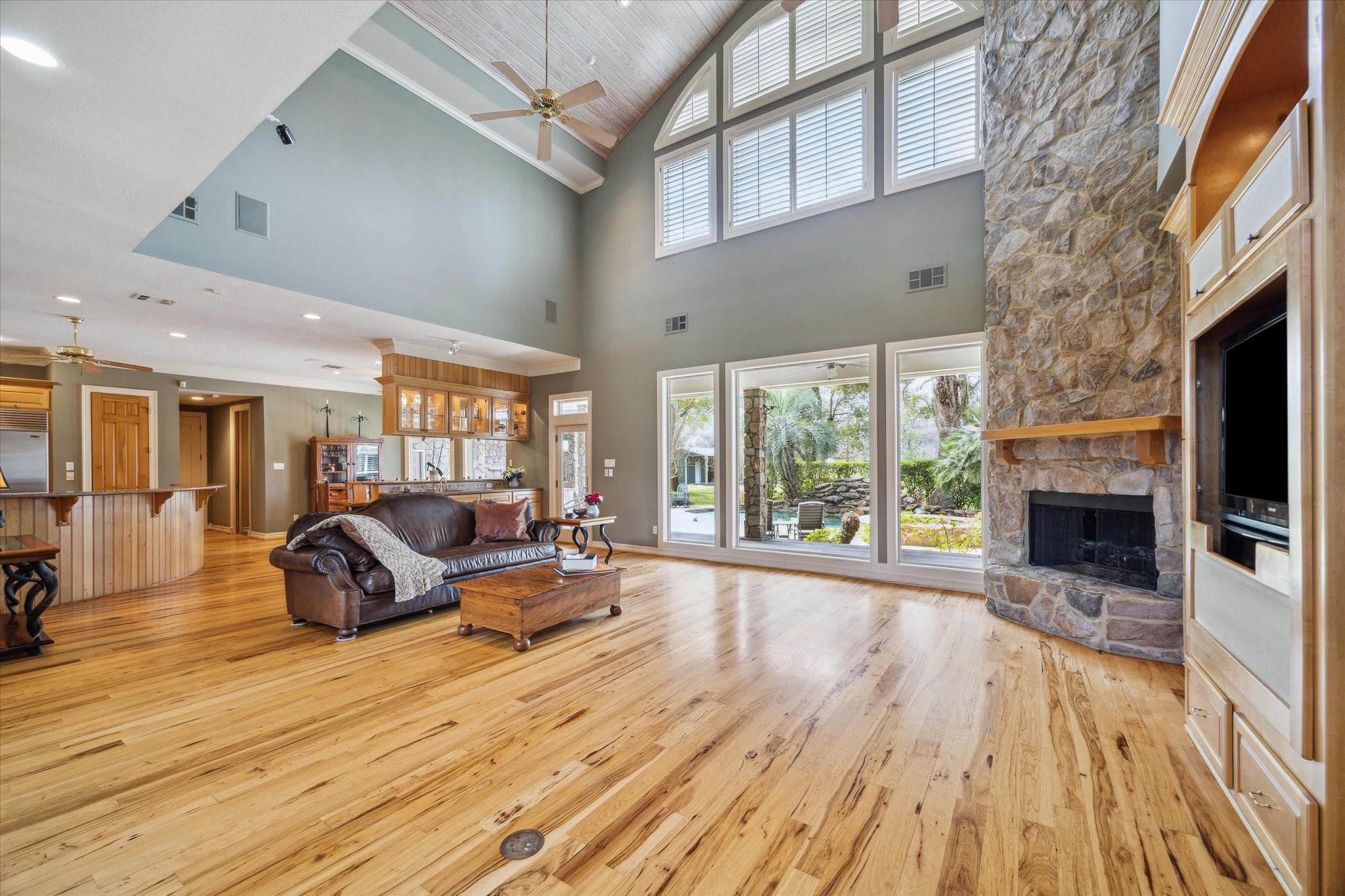 Sugar Land, Texas, 77479, United States, 4 Bedrooms Bedrooms, ,4 BathroomsBathrooms,Residential,Active,1914847