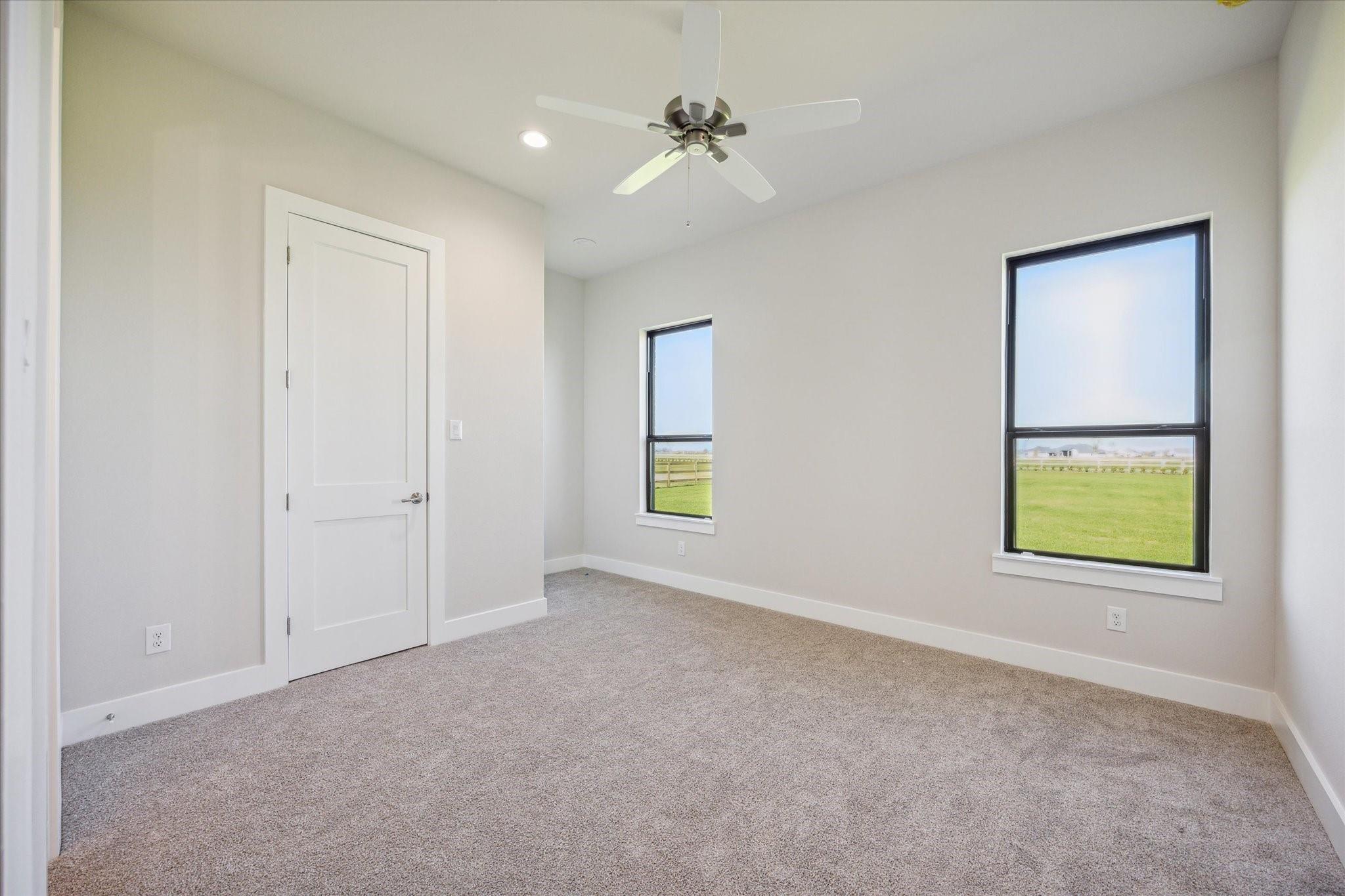 Conroe, Texas, 77304, United States, 4 Bedrooms Bedrooms, ,5 BathroomsBathrooms,Residential,Active,1993621