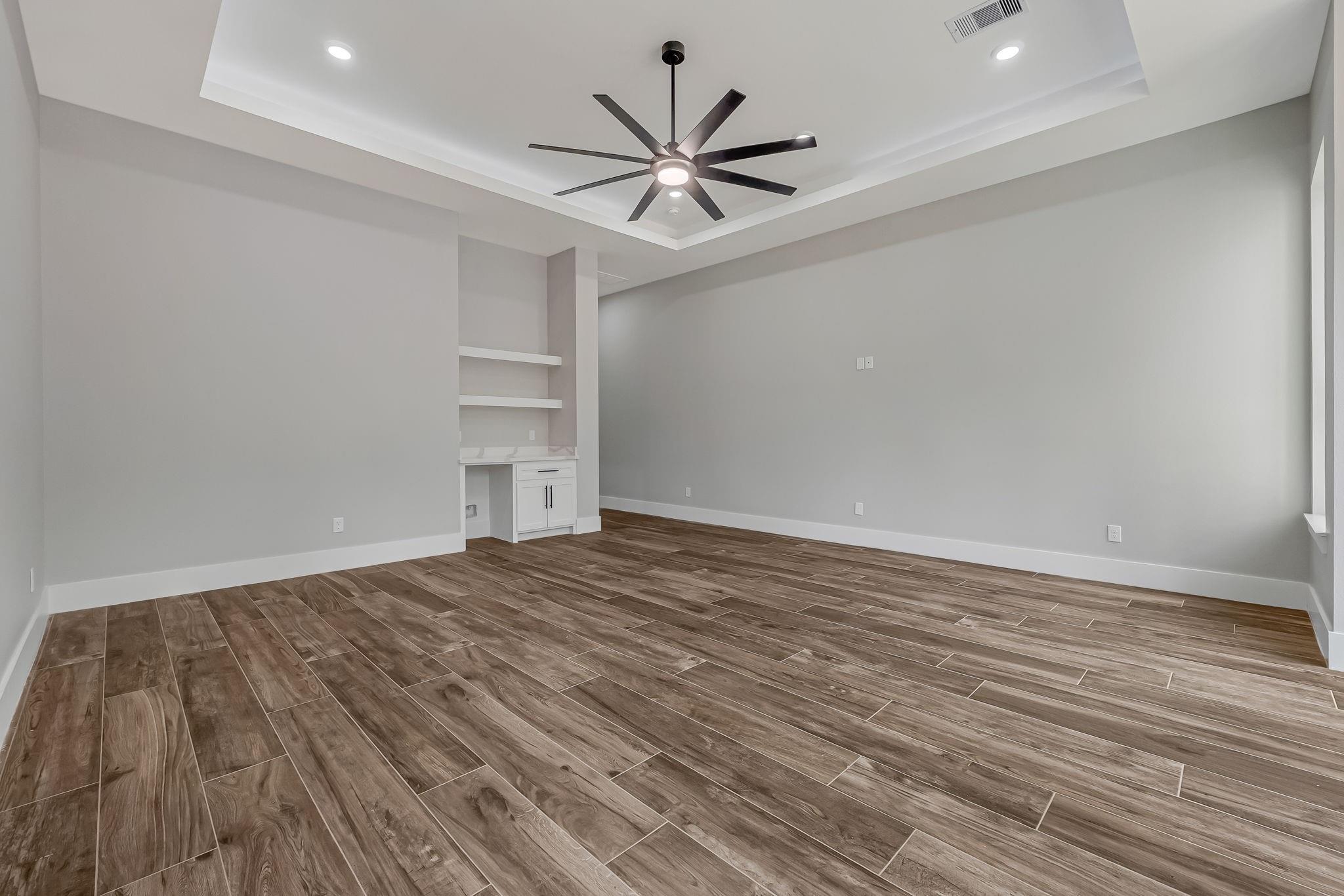 Montgomery, Texas, 77316, United States, 5 Bedrooms Bedrooms, ,6 BathroomsBathrooms,Residential,Active,2015434