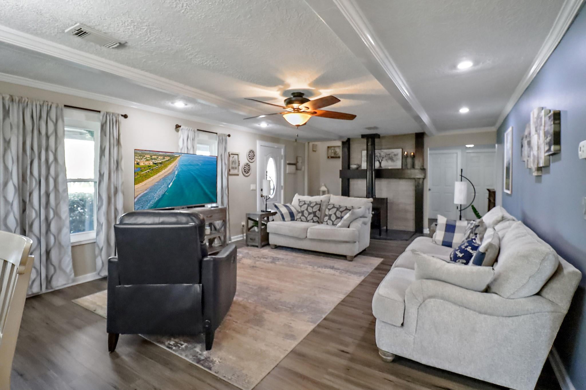 Crosby, Texas, 77532, United States, 4 Bedrooms Bedrooms, ,2 BathroomsBathrooms,Residential,Active,2003559