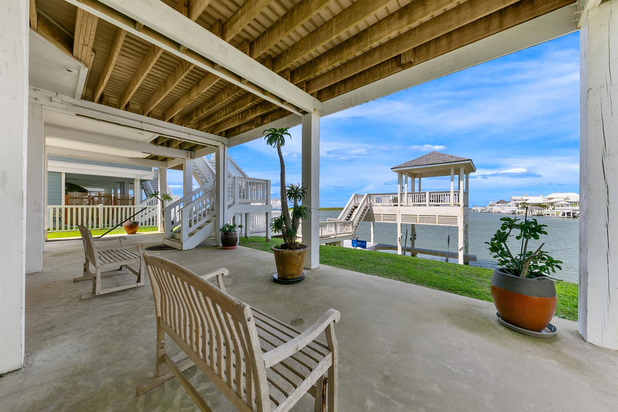 Galveston, Texas, 77554, United States, 4 Bedrooms Bedrooms, ,4 BathroomsBathrooms,Residential,Active,1943806