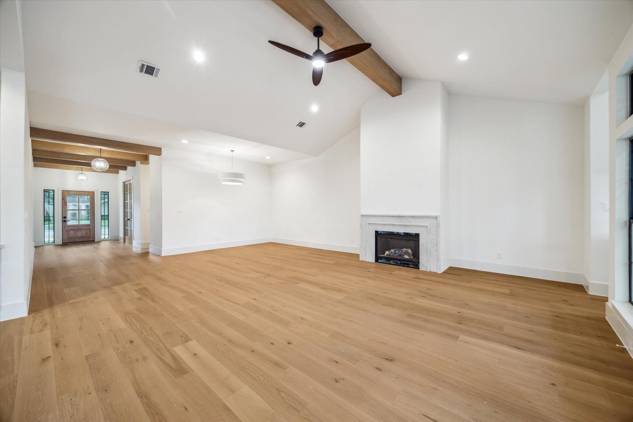 Houston, Texas, 77008, United States, 4 Bedrooms Bedrooms, ,4 BathroomsBathrooms,Residential,Active,1988430