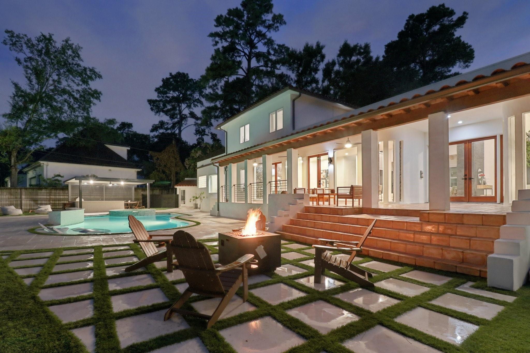 Houston, Texas, 77079, United States, 5 Bedrooms Bedrooms, ,6 BathroomsBathrooms,Residential,Active,1960174