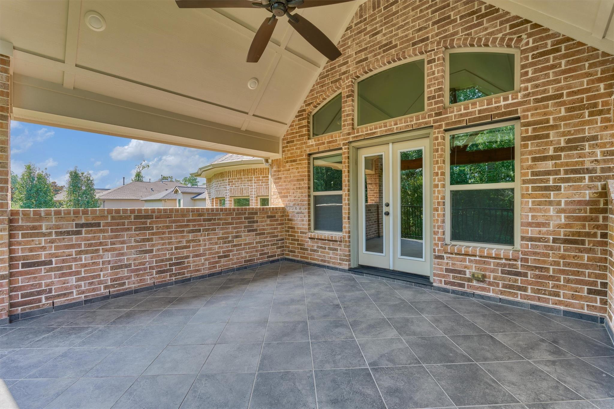 Montgomery, Texas, 77316, United States, 5 Bedrooms Bedrooms, ,4 BathroomsBathrooms,Residential,Active,1927663