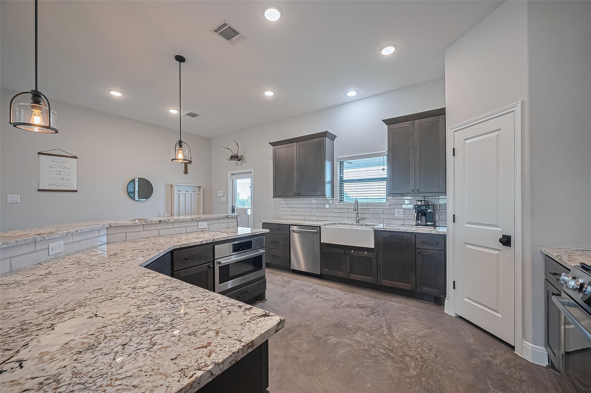 Guy, Texas, 77444, United States, 3 Bedrooms Bedrooms, ,3 BathroomsBathrooms,Residential,Active,1828702