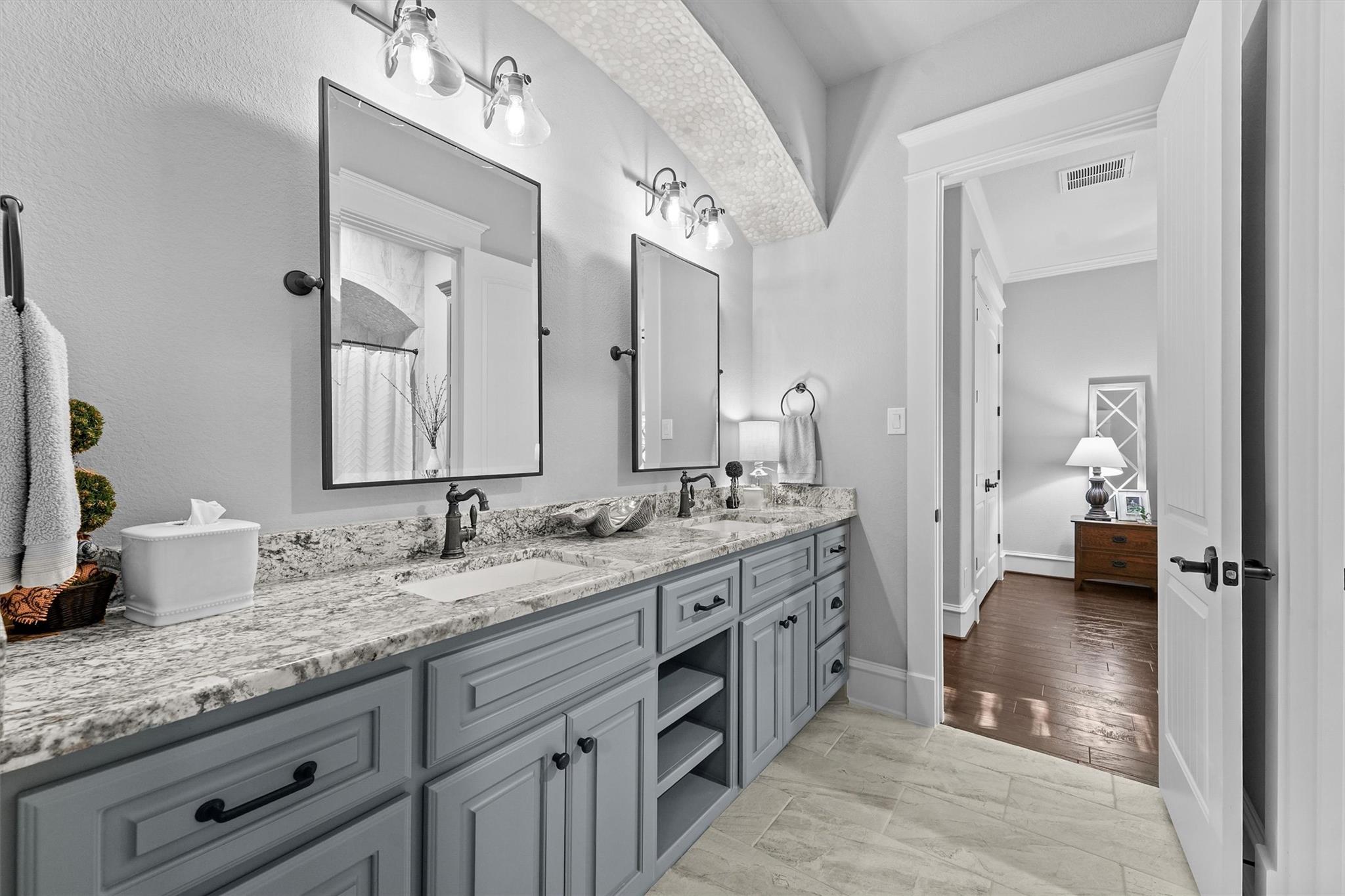 Montgomery, Texas, 77316, United States, 4 Bedrooms Bedrooms, ,3 BathroomsBathrooms,Residential,Active,1953985