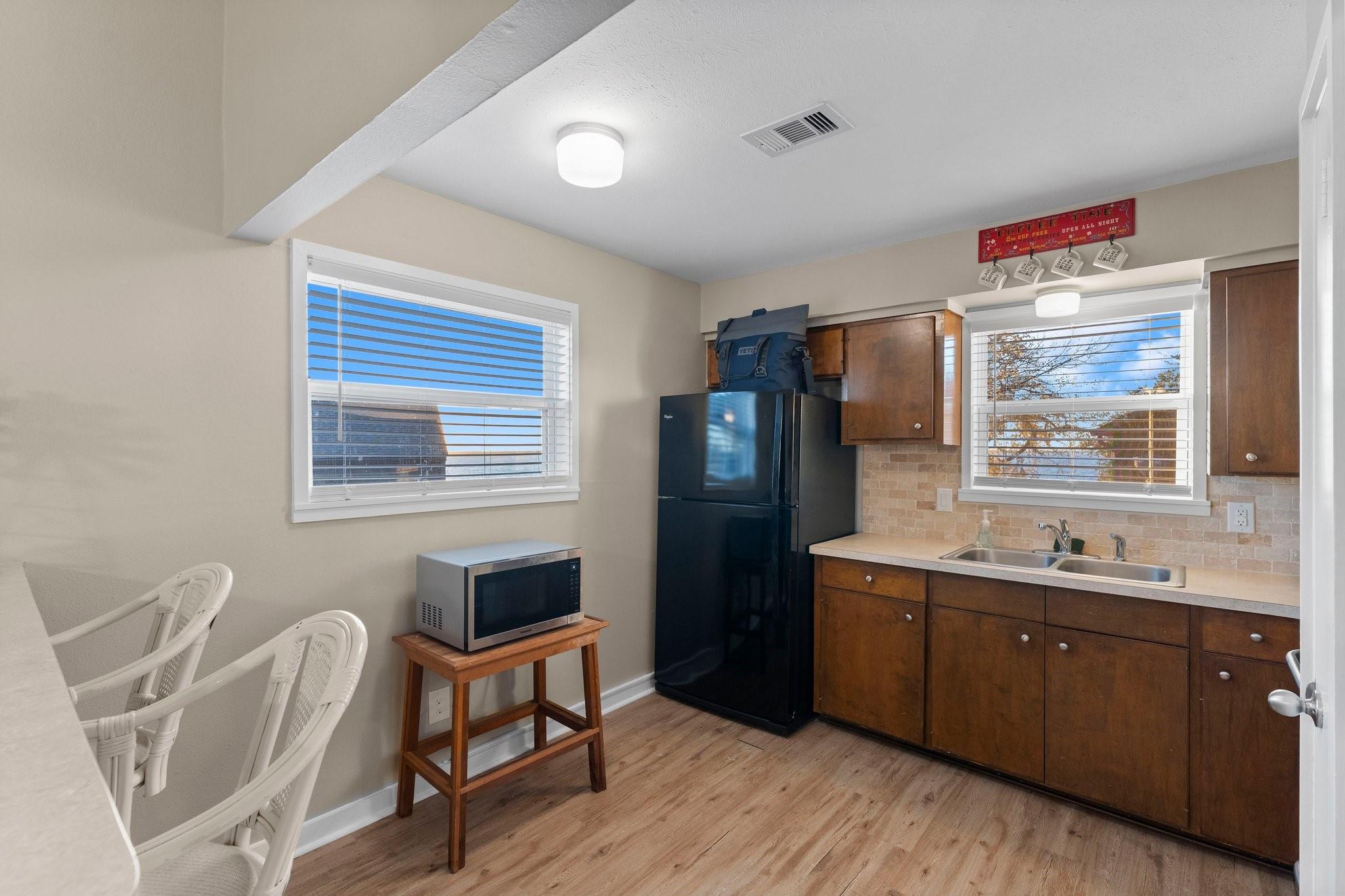 Onalaska, Texas, 77360, United States, ,4 BathroomsBathrooms,Residential,Active,1709536