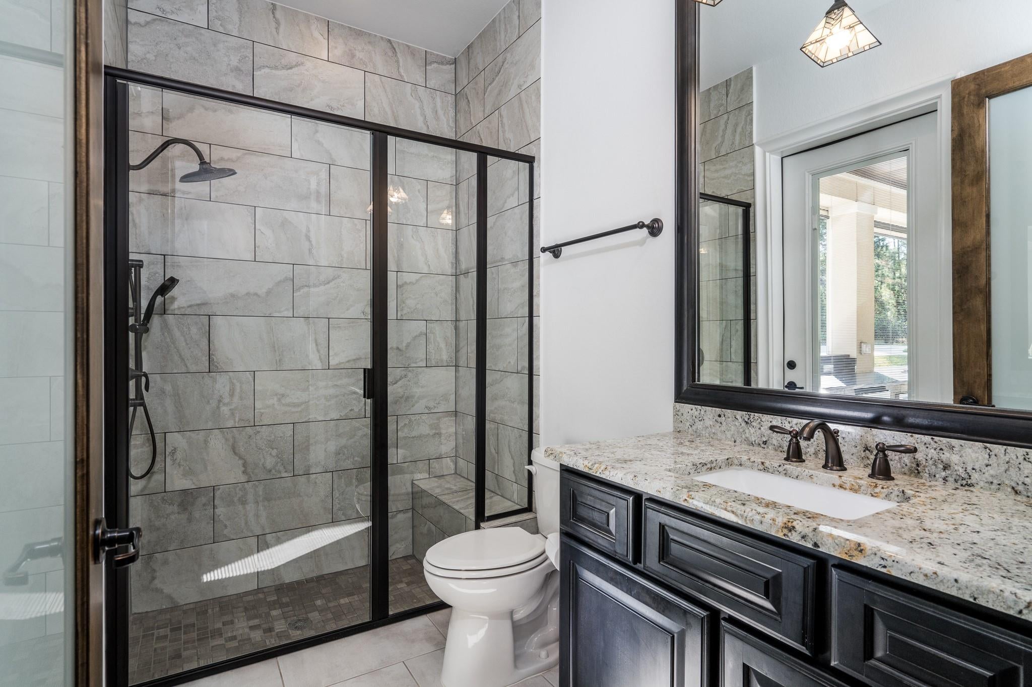 Montgomery, Texas, 77316, United States, 4 Bedrooms Bedrooms, ,7 BathroomsBathrooms,Residential,Active,1987262