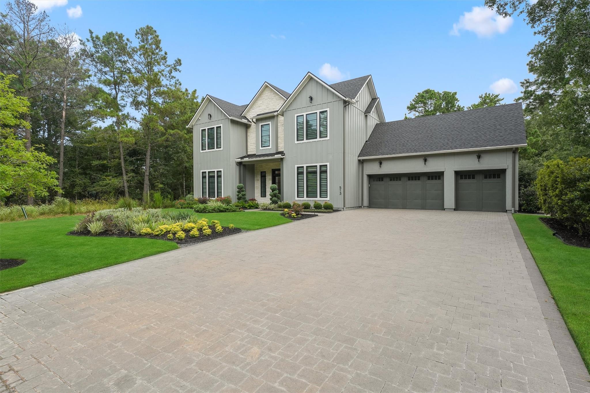 Montgomery, Texas, 77316, United States, 4 Bedrooms Bedrooms, ,6 BathroomsBathrooms,Residential,Active,1905108