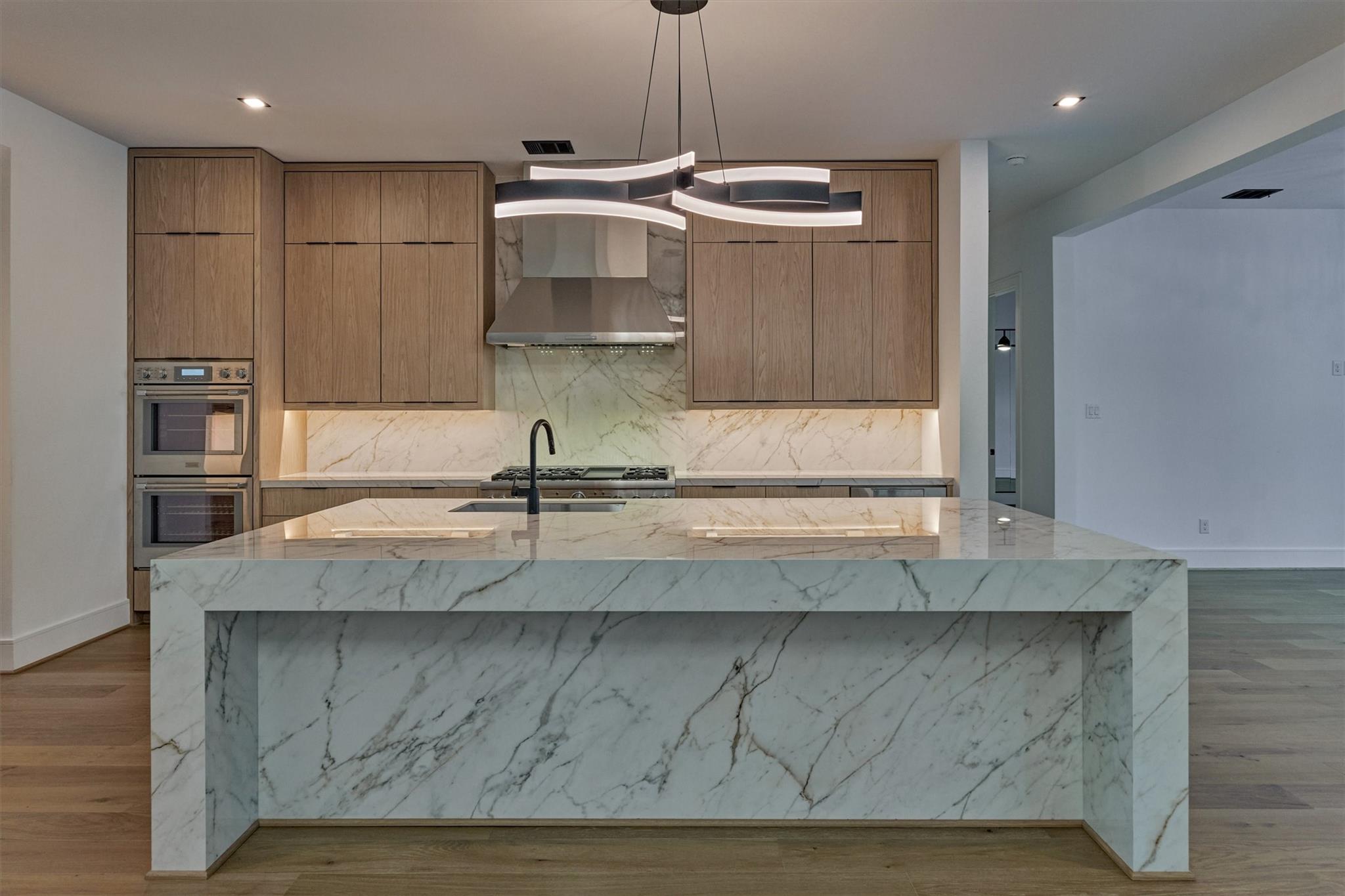 Spring, Texas, 77389, United States, 6 Bedrooms Bedrooms, ,8 BathroomsBathrooms,Residential,Active,1988447