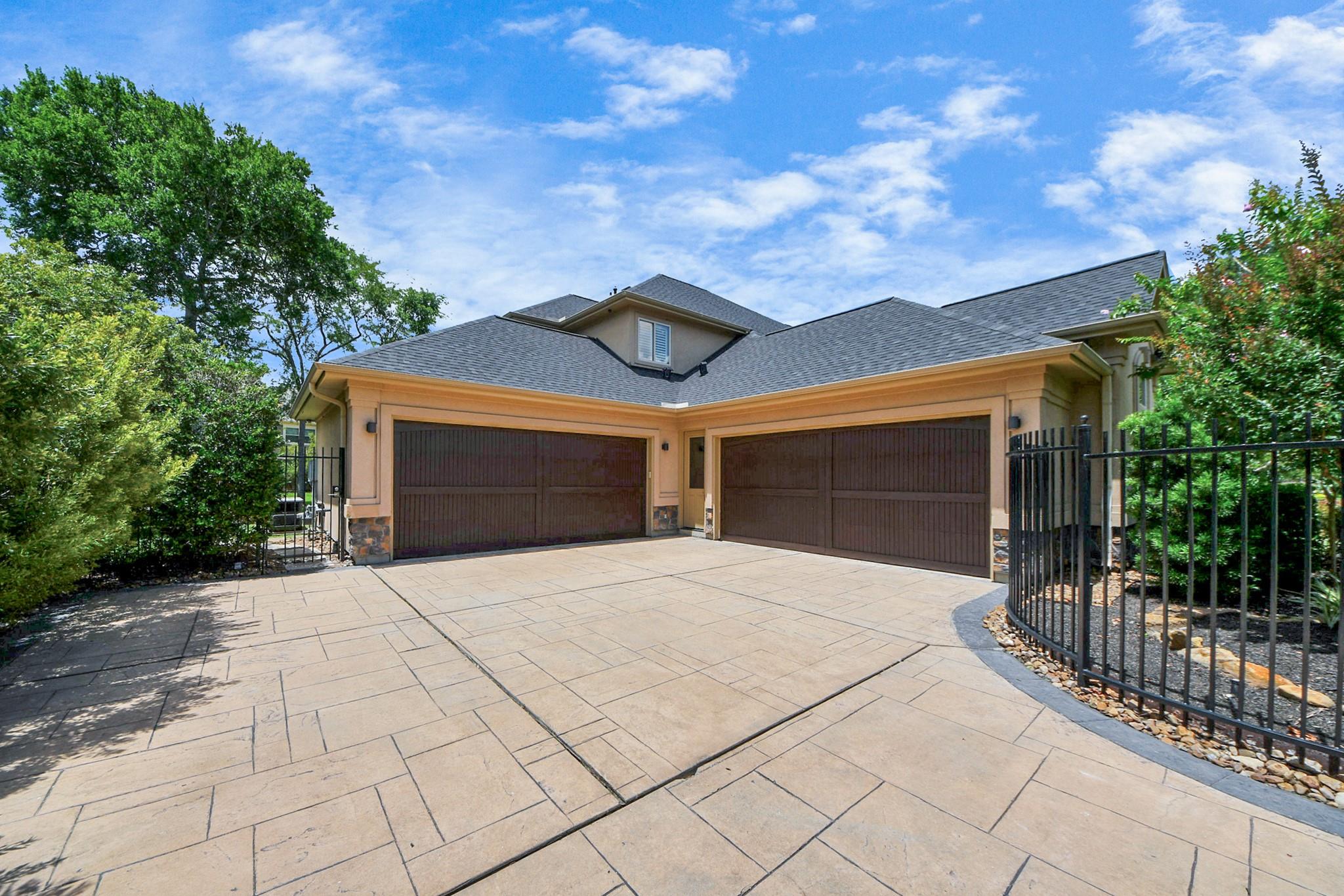 Kingwood, Texas, 77345, United States, 5 Bedrooms Bedrooms, ,5 BathroomsBathrooms,Residential,Active,1967113