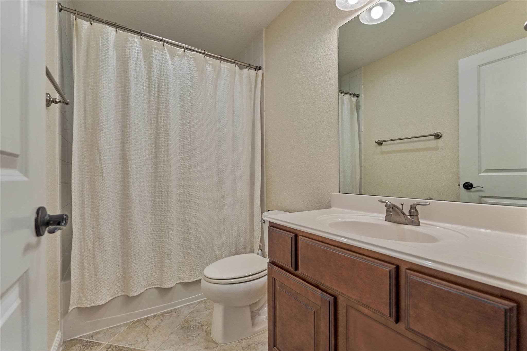 Spring, Texas, 77389, United States, 4 Bedrooms Bedrooms, ,5 BathroomsBathrooms,Residential,Active,2011447