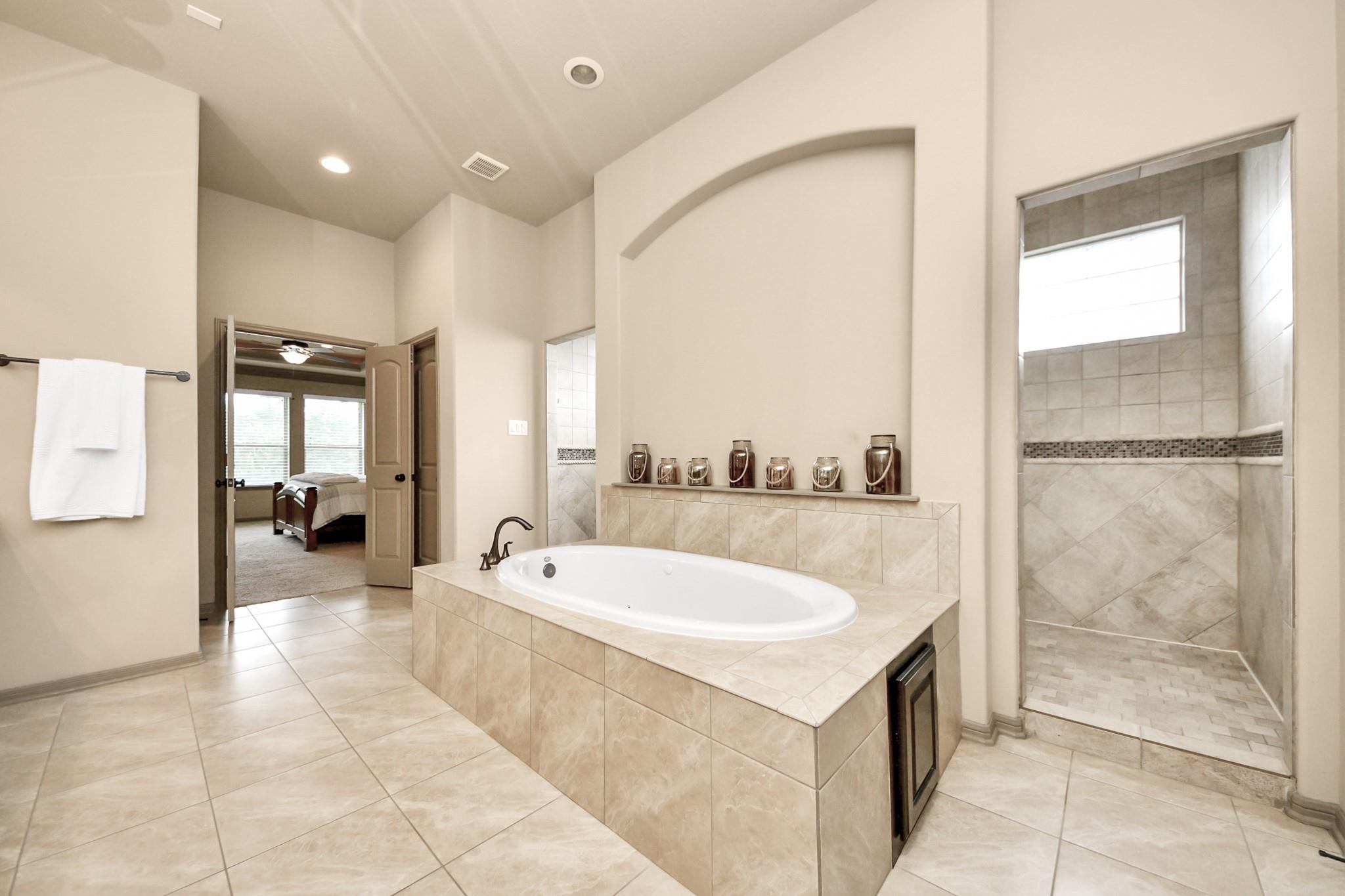 Cypress, Texas, 77429, United States, 5 Bedrooms Bedrooms, ,7 BathroomsBathrooms,Residential,Active,1889491