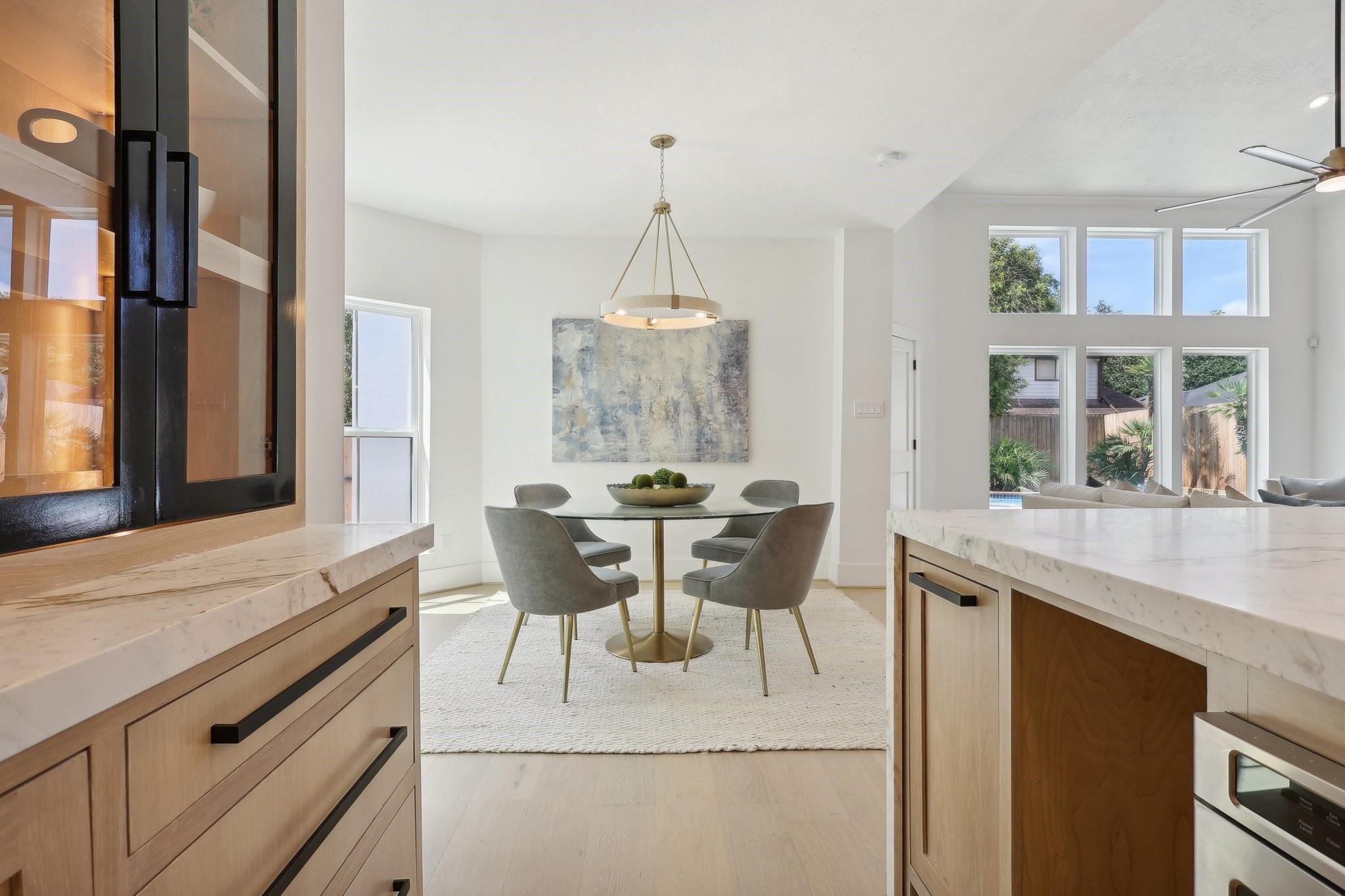Houston, Texas, 77079, United States, 4 Bedrooms Bedrooms, ,6 BathroomsBathrooms,Residential,Active,1922314