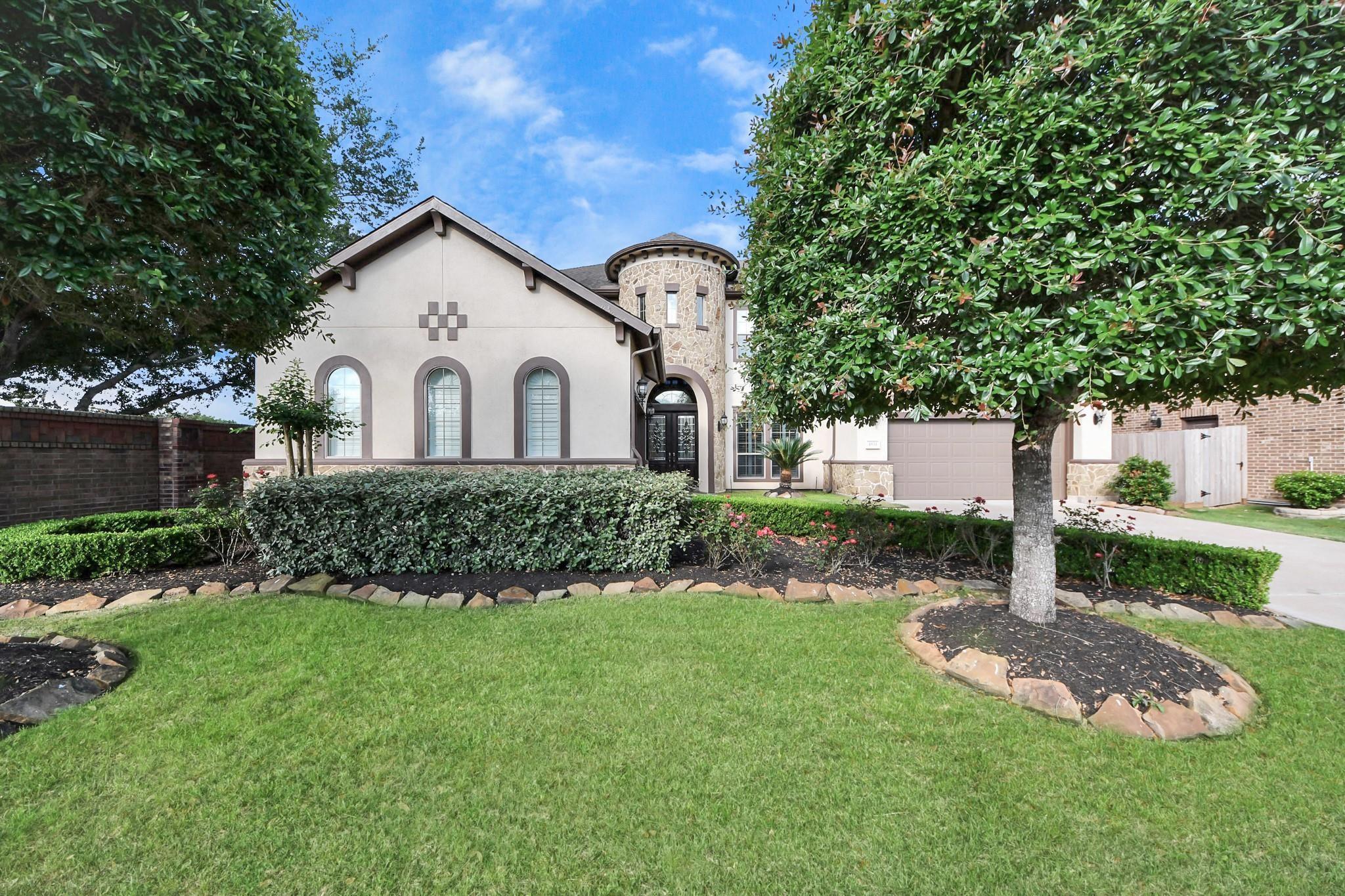 Sugar Land, Texas, 77479, United States, 4 Bedrooms Bedrooms, ,4 BathroomsBathrooms,Residential,Active,1969660