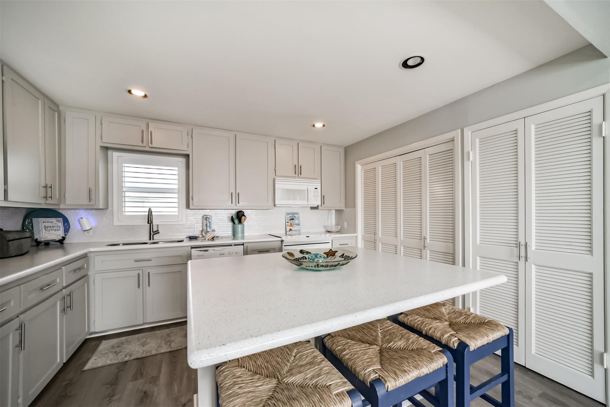 Galveston, Texas, 77554, United States, ,4 BathroomsBathrooms,Residential,Active,1711247
