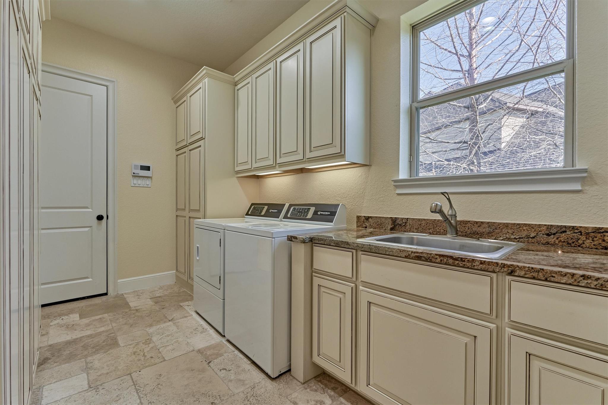 Spring, Texas, 77389, United States, 4 Bedrooms Bedrooms, ,5 BathroomsBathrooms,Residential,Active,2011447