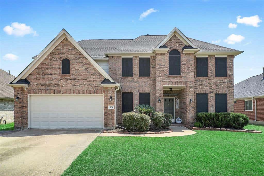 1209 PARK GREEN DR, DEER PARK, TX 77536, photo 1 of 38