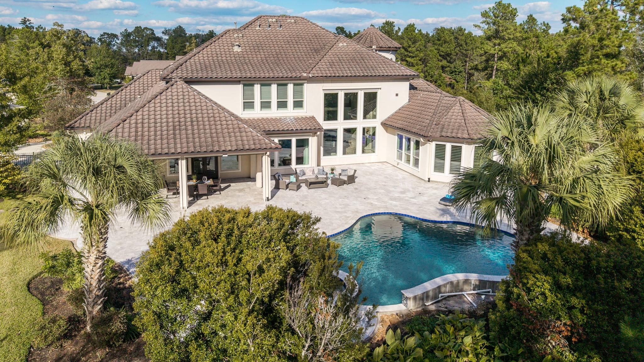 Montgomery, Texas, 77316, United States, 4 Bedrooms Bedrooms, ,7 BathroomsBathrooms,Residential,Active,1987262