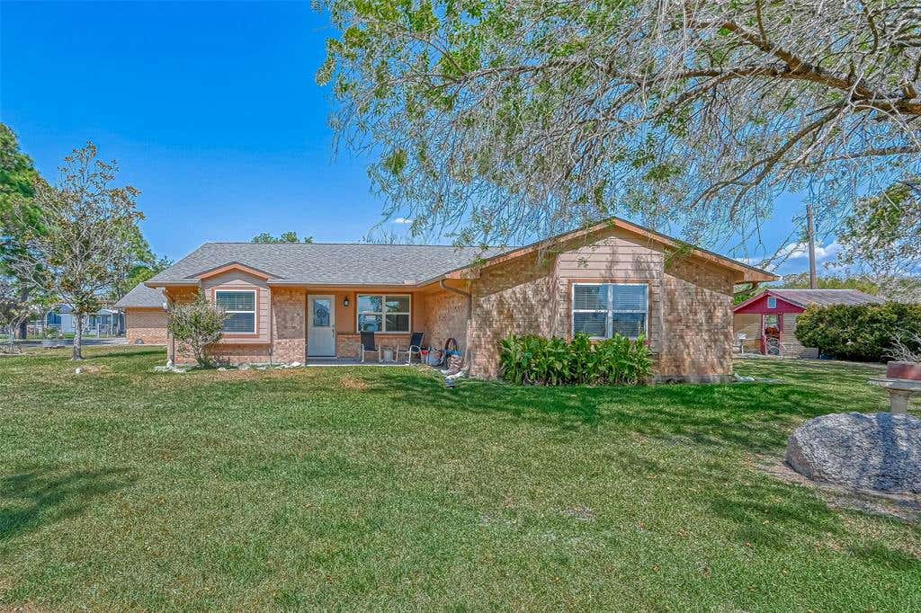 7115 KAMAS LN, NEEDVILLE, TX 77461, photo 1 of 50