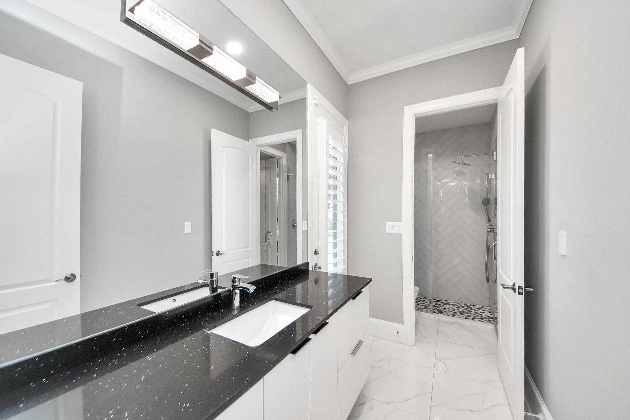 Missouri City, Texas, 77459, United States, 5 Bedrooms Bedrooms, ,4 BathroomsBathrooms,Residential,Active,1922655