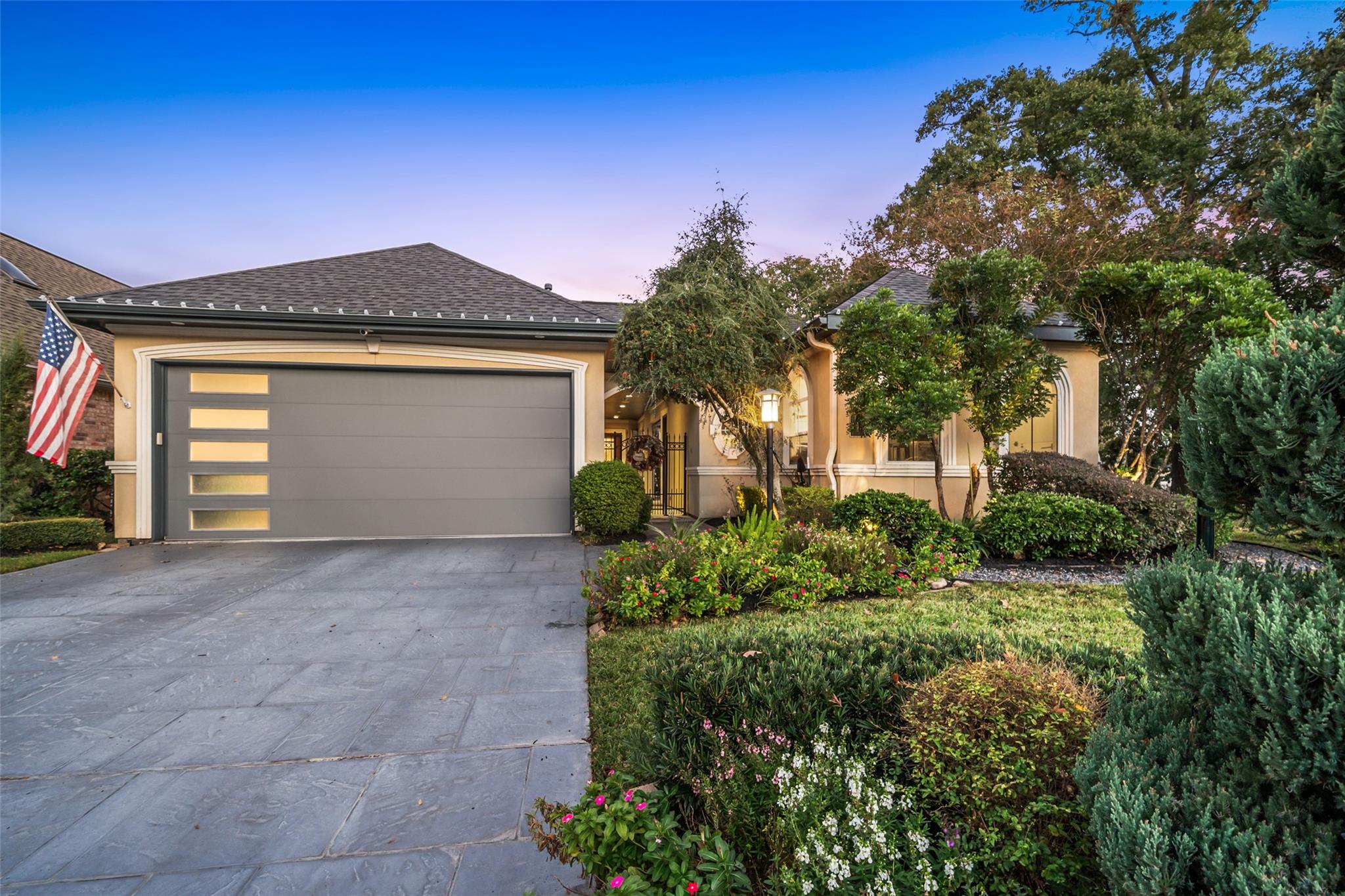 Montgomery, Texas, 77356, United States, 3 Bedrooms Bedrooms, ,4 BathroomsBathrooms,Residential,Active,1992537