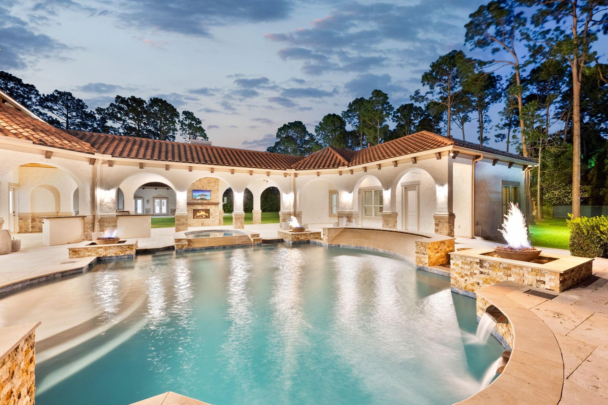 Richmond, Texas, 77406, United States, 11 Bedrooms Bedrooms, ,15 BathroomsBathrooms,Residential,Active,1914837