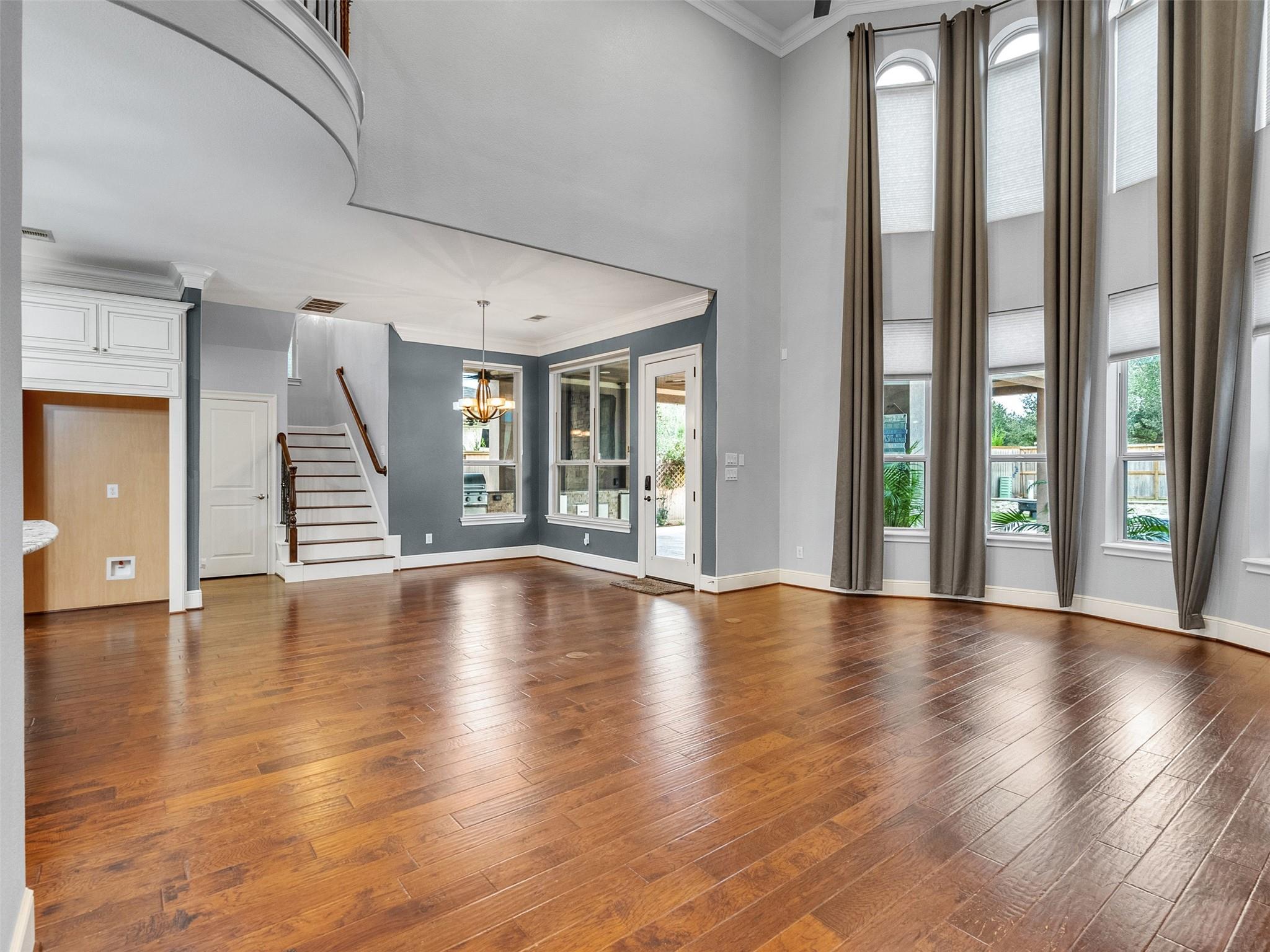 Friendswood, Texas, 77546, United States, 5 Bedrooms Bedrooms, ,5 BathroomsBathrooms,Residential,Active,1971772