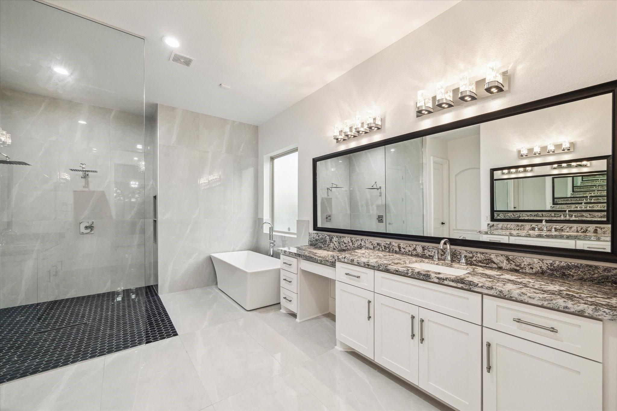 Missouri City, Texas, 77459, United States, 5 Bedrooms Bedrooms, ,7 BathroomsBathrooms,Residential,Active,2015465