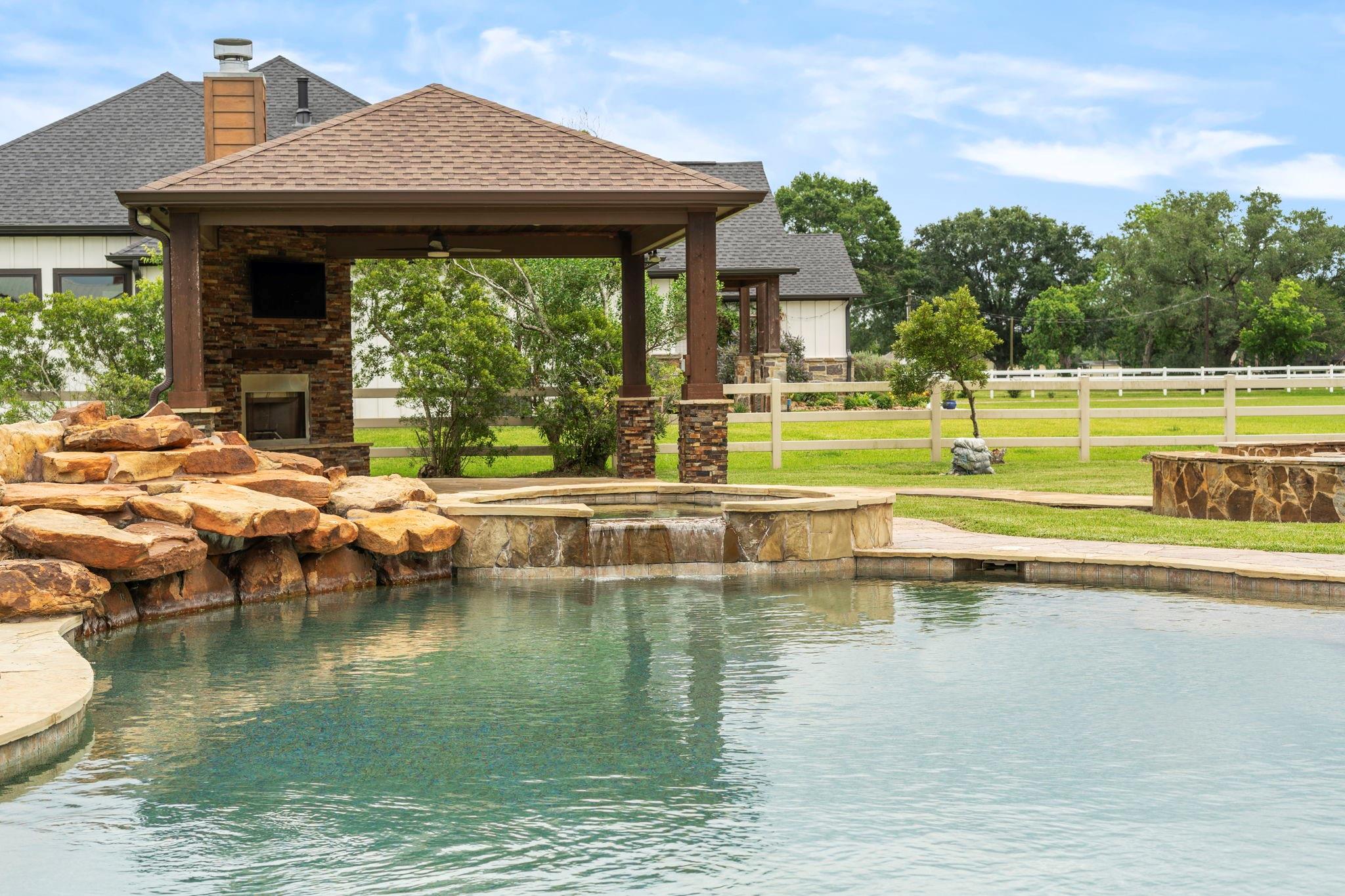 Needville, Texas, 77461, United States, 4 Bedrooms Bedrooms, ,4 BathroomsBathrooms,Residential,Active,1999933