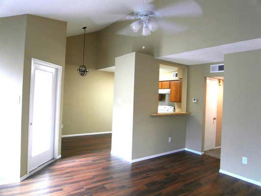 2011 SPENWICK DR APT 324, HOUSTON, TX 77055, photo 5 of 30