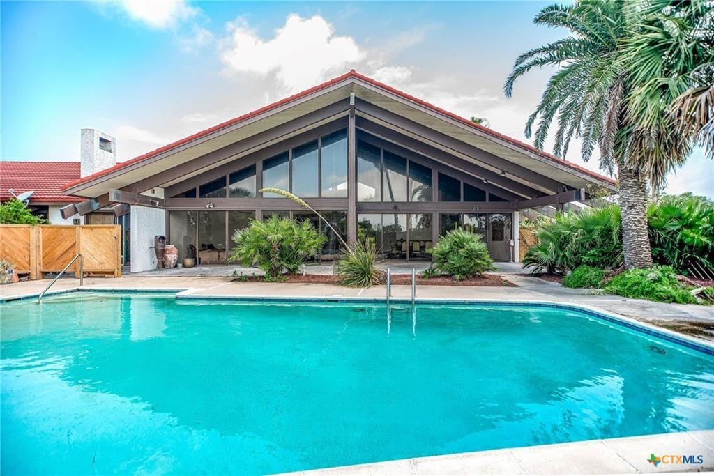 Port O Connor, Texas, 77982, United States, 3 Bedrooms Bedrooms, ,4 BathroomsBathrooms,Residential,Active,1860295