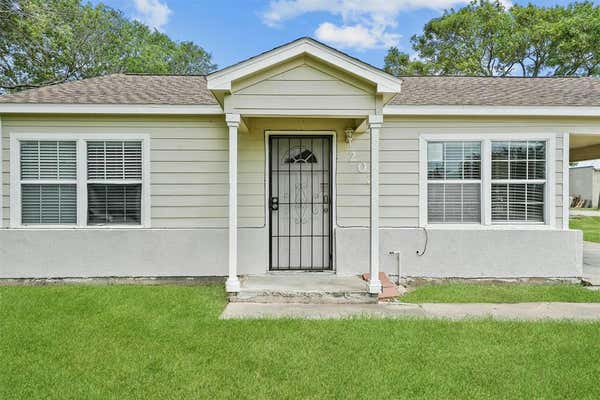 202 N AVENUE D, FREEPORT, TX 77541, photo 3 of 24