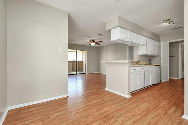 15534 ZABOLIO DR APT 231, HOUSTON, TX 77598, photo 4 of 37