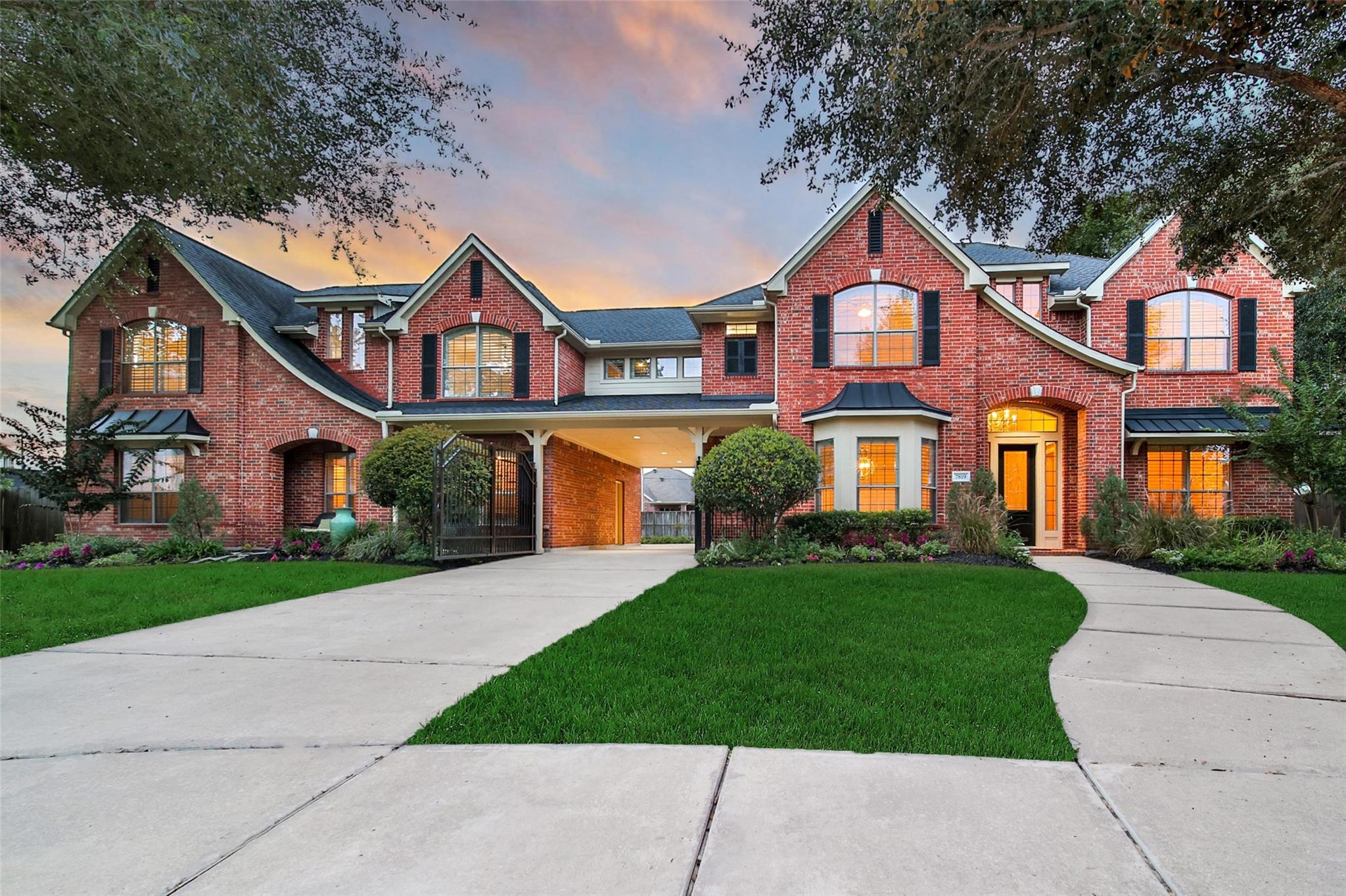 Katy, Texas, 77494, United States, 5 Bedrooms Bedrooms, ,6 BathroomsBathrooms,Residential,Active,1953646