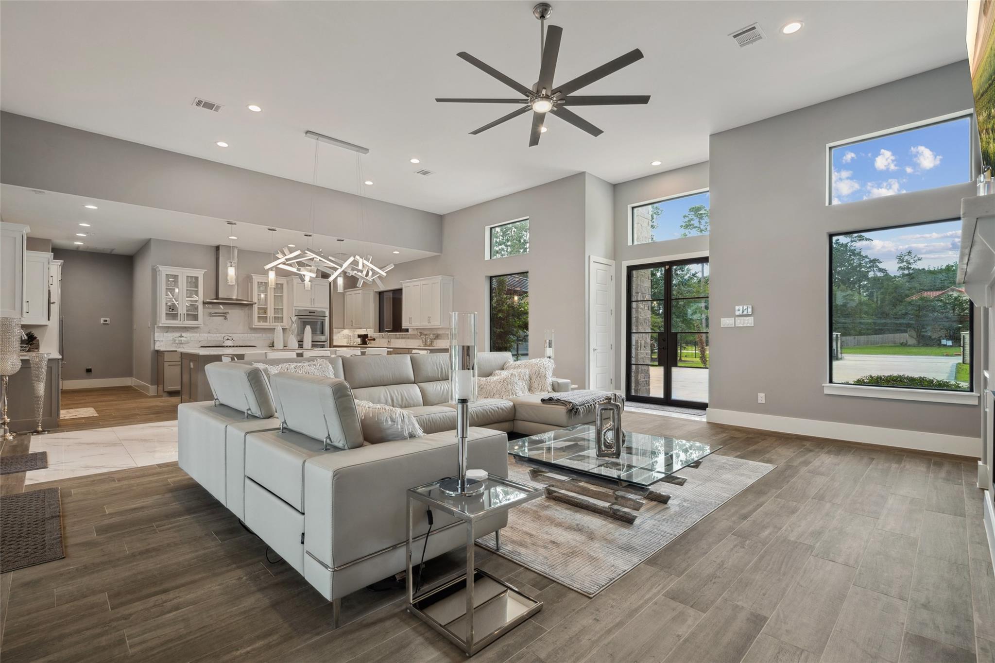 Spring, Texas, 77386, United States, 4 Bedrooms Bedrooms, ,5 BathroomsBathrooms,Residential,Active,1964247