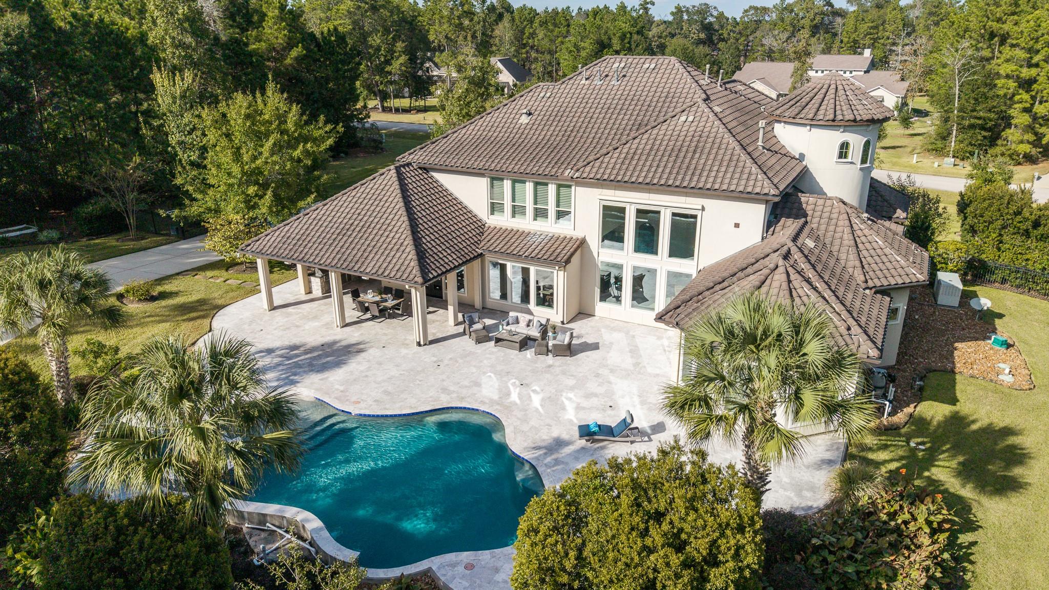 Montgomery, Texas, 77316, United States, 4 Bedrooms Bedrooms, ,7 BathroomsBathrooms,Residential,Active,1987262