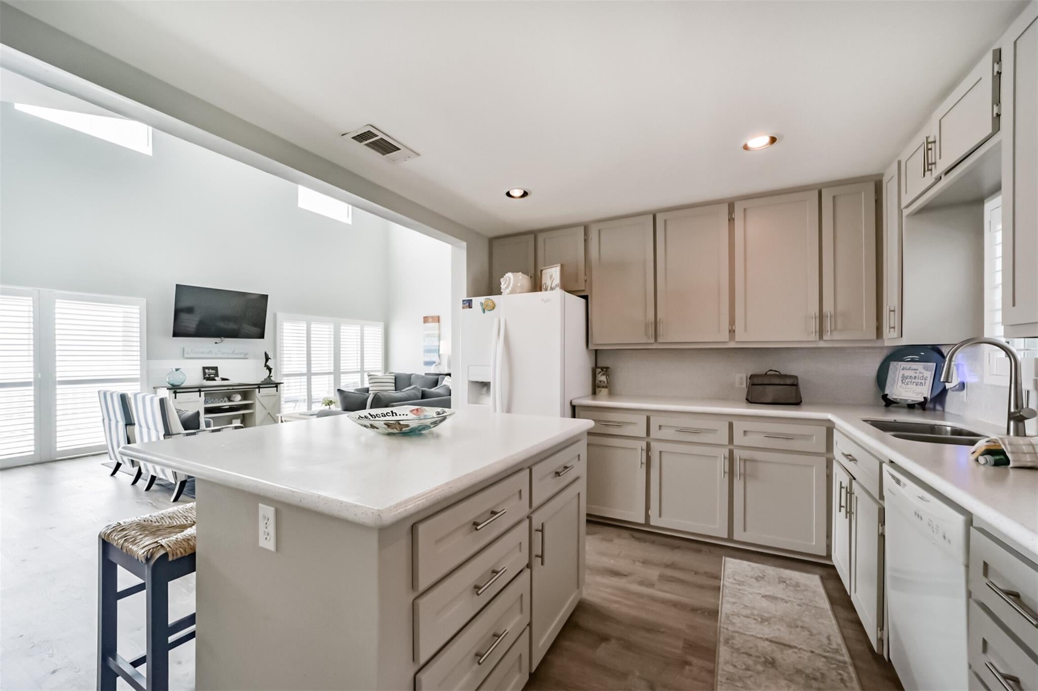 Galveston, Texas, 77554, United States, ,4 BathroomsBathrooms,Residential,Active,1711247