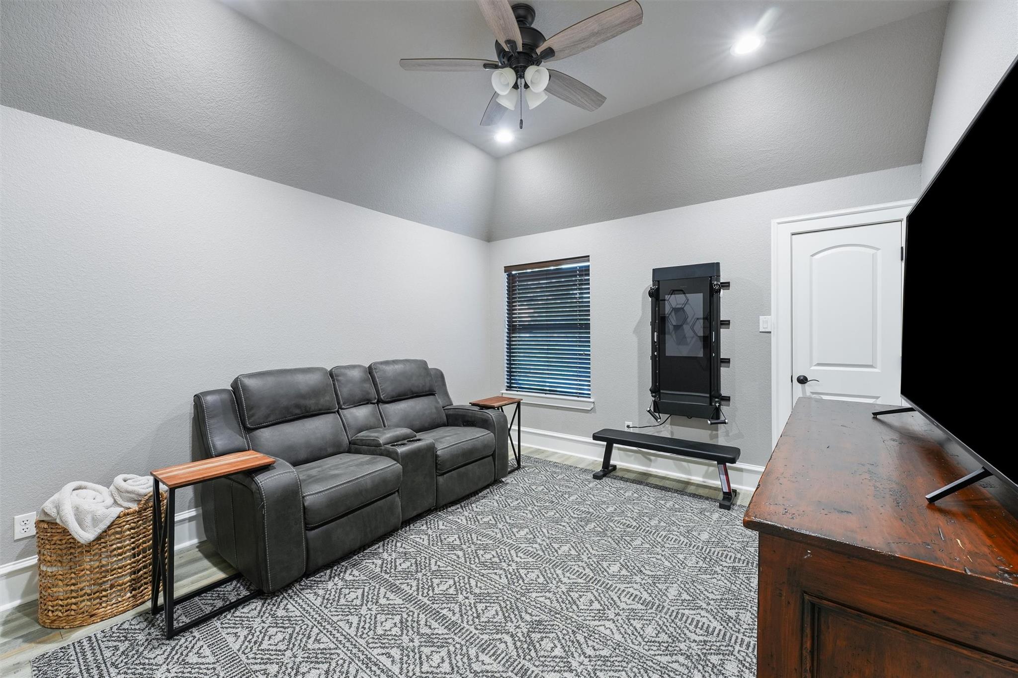 Spring, Texas, 77389, United States, 5 Bedrooms Bedrooms, ,5 BathroomsBathrooms,Residential,Active,1954014