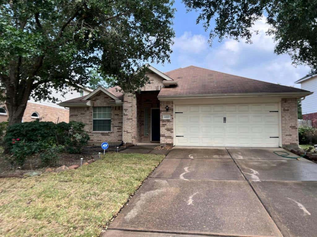 6002 CRESTFORD PARK LN, HOUSTON, TX 77084, photo 1 of 13