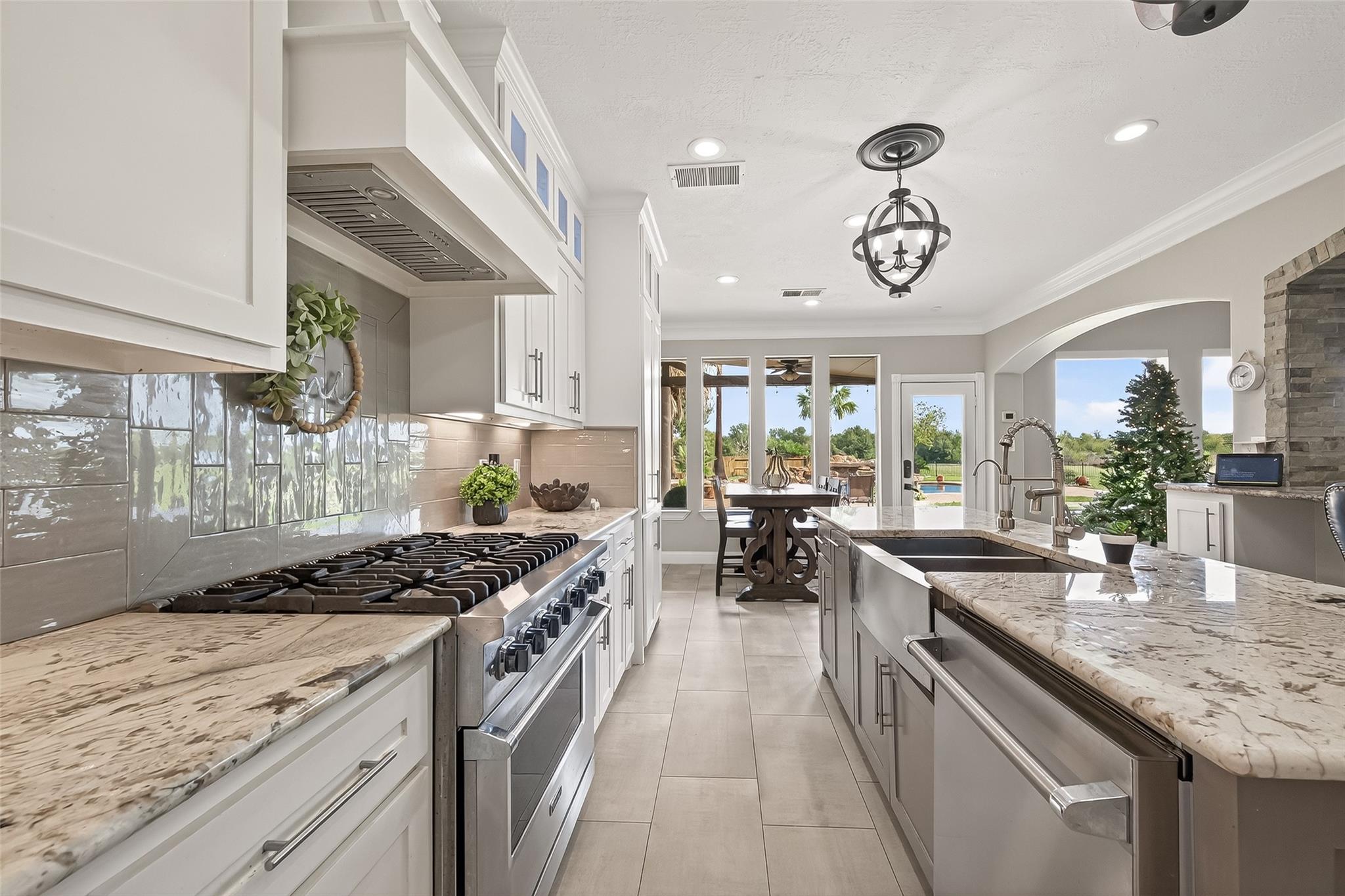 Cypress, Texas, 77433, United States, 5 Bedrooms Bedrooms, ,5 BathroomsBathrooms,Residential,Active,1998597